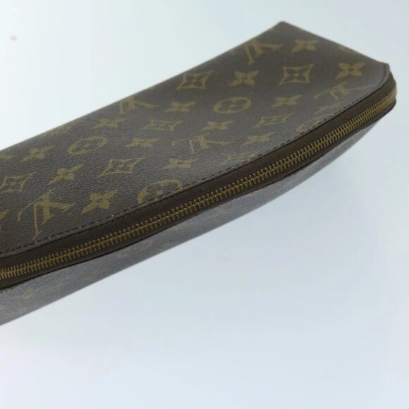 LOUIS VUITTON Monogram Trousse Demi Ronde Cosmetic Pouch M47520 LV Auth 67715 - Picture 6 of 14